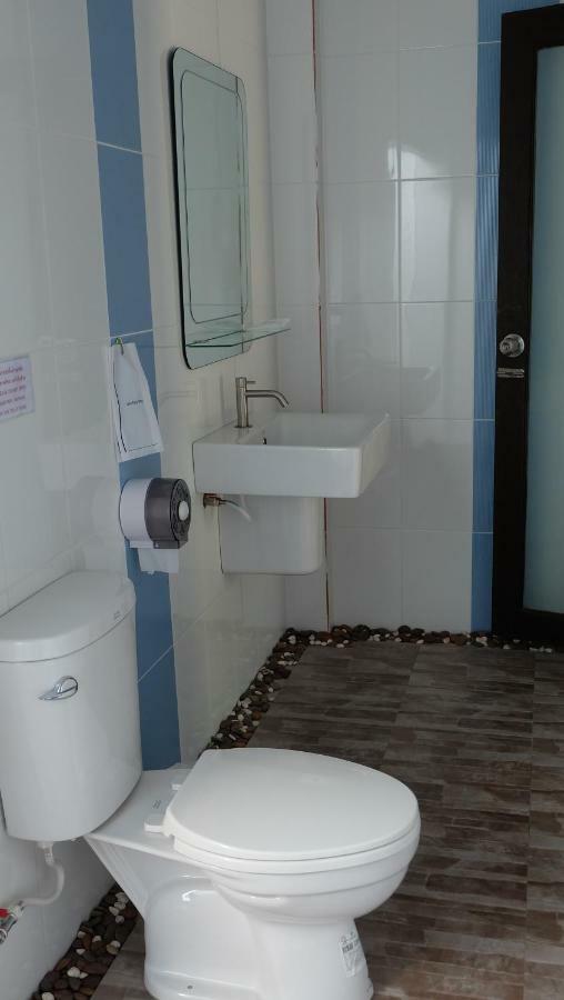 Lullaby Boutique Resort Thap Sakae Bagian luar foto